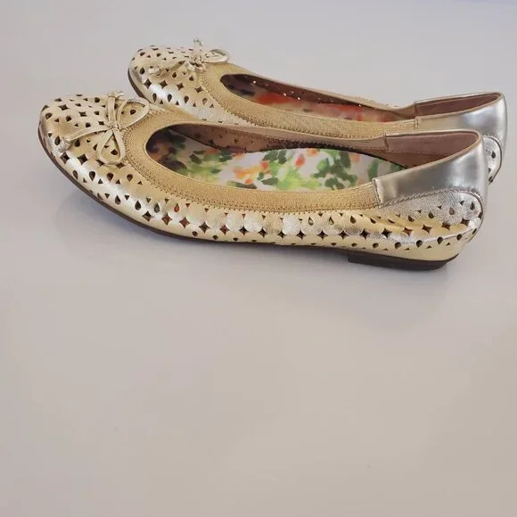 Vionic Spark Surin Gold Leather Slip On Cutout Arch Support Ballet Flats Size 8 - Picture 4 of 15